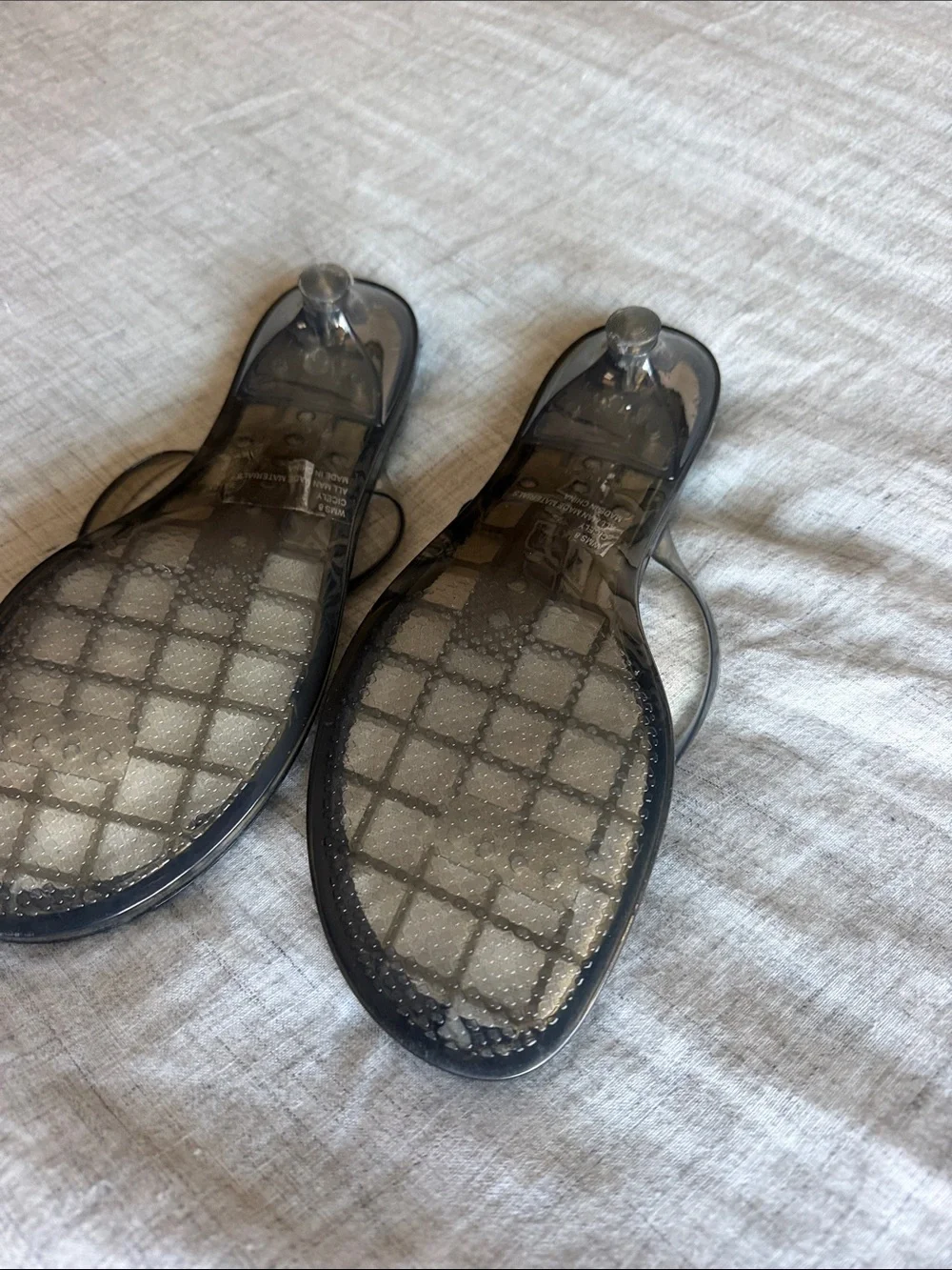 DV by Dolce Vita Black kitten Sandals with Clear Straps - size 8